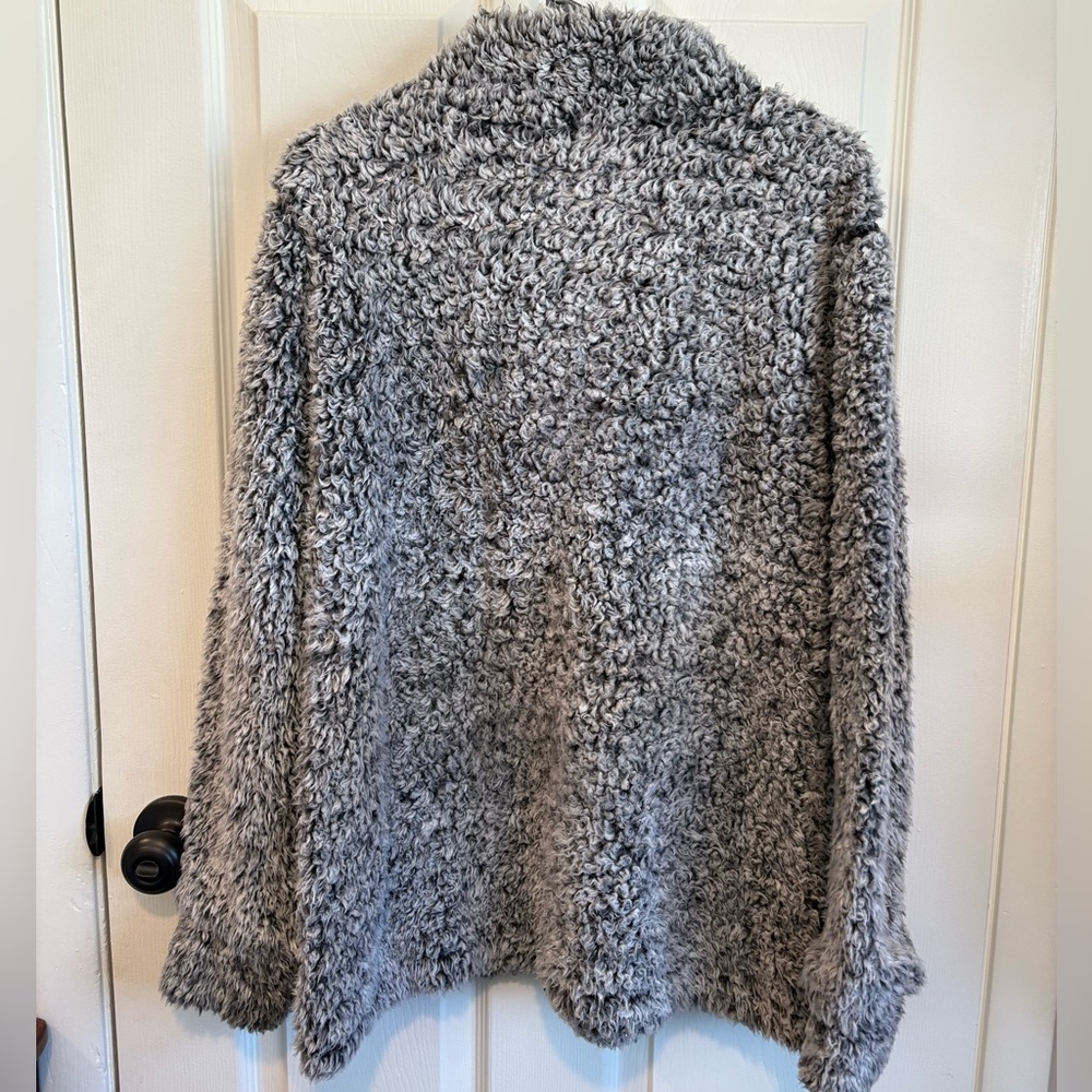 Weatherproof sweater - Picture 3 of 3